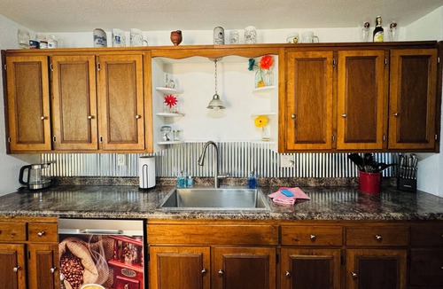Lake Hallie House | Cozy 2-bedroom house in Lake Hallie - Between Chippewa Falls and Eau Claire