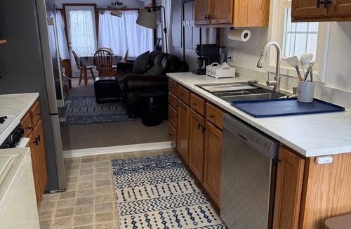 Syracuse House | Cozy 3-bedroom hideaway 1 block from Lake Wawasee and Oakwood Resort
