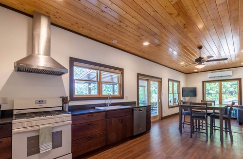 Clitherall Cabin | Cozy Cabin on Private Lake! Kayaks, Firepit, Fishing! Relaxing. Pet Friendly.