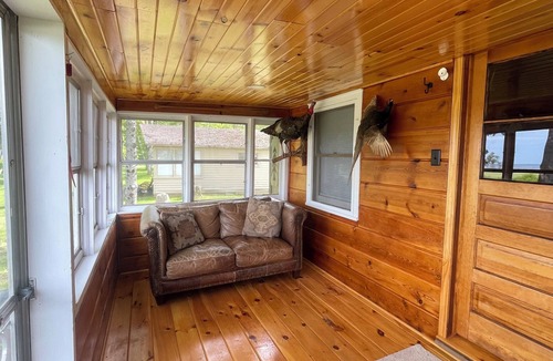 Rapid River Cabin | Cozy Cabin with beautiful view of Lake Michigan. Pet Friendly