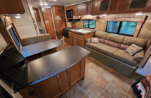 Grayling House | Cozy camping retreat on the banks of the beautiful AuSable River