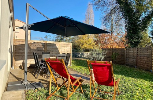 Clisson Cottage | Cozy Cottage in Vineyards near Hellfest, Clisson - Private Garden & Parking, Bikes Included
