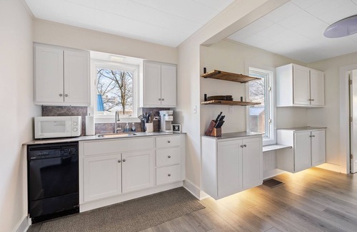 Mill Creek House | Cozy Cottage With Lake View/Hosted by MTM Premier Property Management