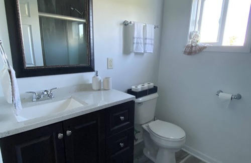 Bangor House | Cozy country house 15minutes from the beach