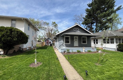 Northeast South Bend House | Cozy Home, 25 minute walk to the stadium