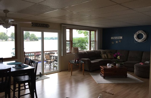 Koontz Lake House | Cozy Koontz lake House right on the water, 30 min to Notre Dame