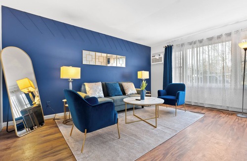 Wheeler House | Cozy Modern Townhome in Unbeatable Chesterton Location