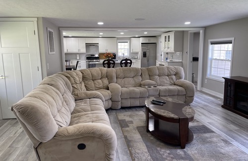 Mishawaka House | Cozy place in country settings, only 5 min from ND. No parties allowed however.