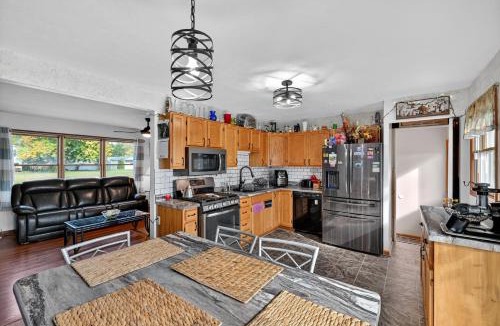 Goshen House | Cozy Retreat with Hot Tub in Peaceful Goshen