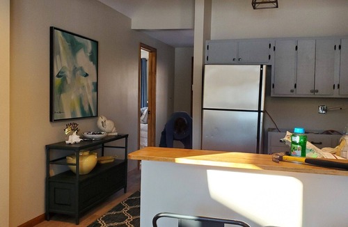 South Haven Cottage | Cozy South Haven Cottage. Short walk to beach. Family and pet friendly!