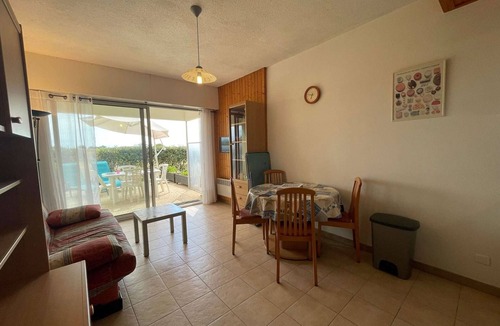 Saint-Jean-de-Monts Apartment | Cozy Studio with Terrace, Near Beach, Golf Area, Sleeps 4, St-Jean-de-Monts