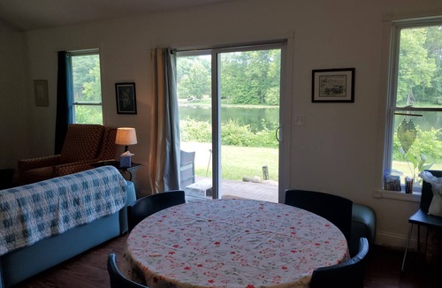 Moscow House | Cozy waterfront cottage on 40 acres. Great fishing kayaking & hunting!