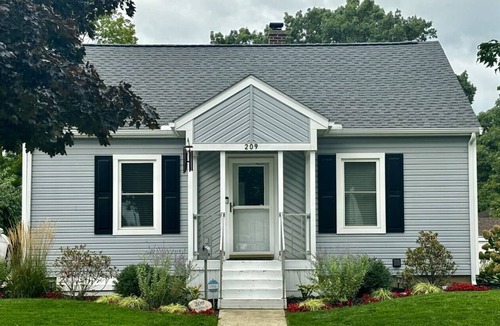 Culver Apartment | Culver Super Suite - Sleeps 5