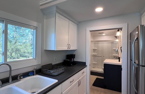 Delton Cottage | Cute & Cozy Gilkey Lake Cottage – Waterfront Retreat & Fishing - Delton, MI