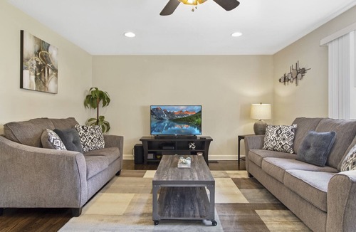 Des Plaines House | Des Plaines Rental