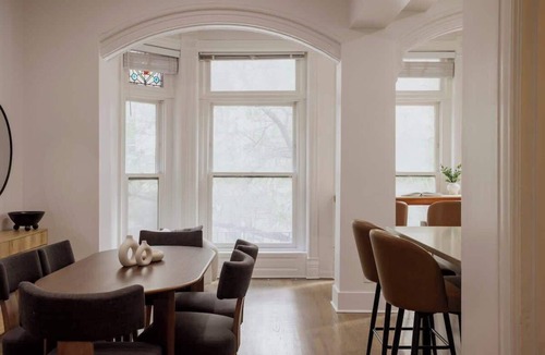 Rush and Division Apartment | Designer Combo Loft 2E & 2W|Gold Coast/River North