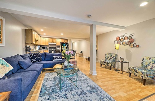 Grand Haven Apartment | Downtown Grand Haven Apt < 1 Mi to Lake Michigan