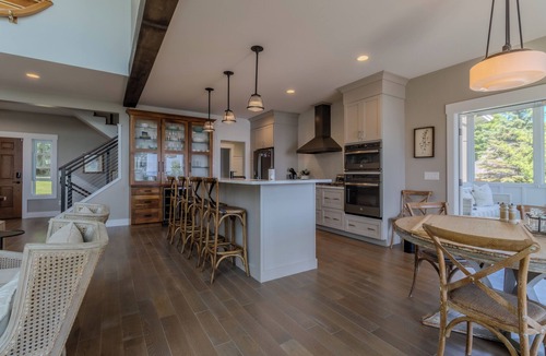 Suttons Bay House | Dreamy Northern Michigan Escape, Chateau Sunrise