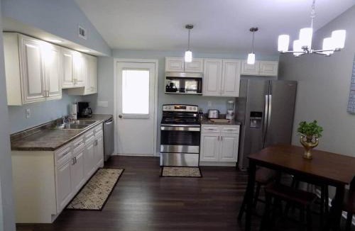 Shorewood-Tower Hills-Harbert House | Dunes Crest | 2Miles to Warren Dunes | Cozy Beach Escape