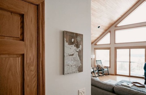 Upper Peninsula Michigan House | Dunwandrin Lake Superior Beach House in Marquette