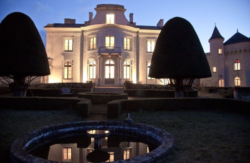Candes-Saint-Martin House | Duplex - Château de Candes Art and Spa