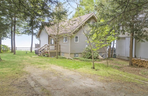 Manistee Cottage | Eagle Bluff Cottage at Lake Michigan