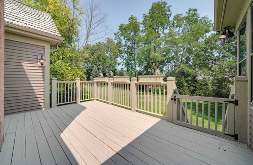 Grayslake House | Elegant Libertyville Estate-4,000+ Sq Ft｜Game Room ｜Smart Tech｜Gated Com #42189
