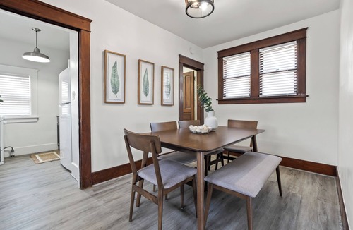 Battle Creek House | Enchanting Duplex: 2 units in 1 - Close to downtown & local attractions