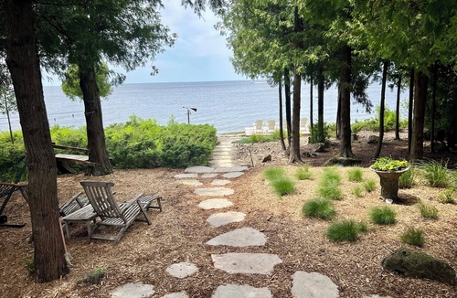 Sturgeon Bay House | Enjoy fantastic sunsets at this beautiful Door County Waterfront home!