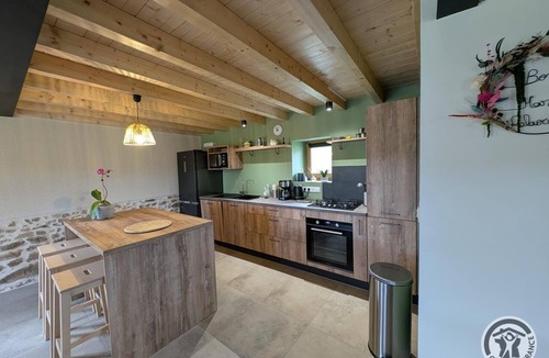 Meys House | "Ensemble - MEYS - Gîte