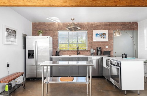 Desert Hot Springs House | Entire Large Private House with Views 3-bedrooms 10 minutes from Palm Springs