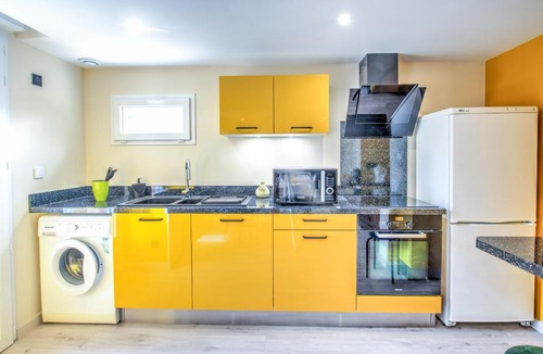 Olivet House | Espelidou is a 2 bedroom, 1 bathroom house is a few minutes from Orleans