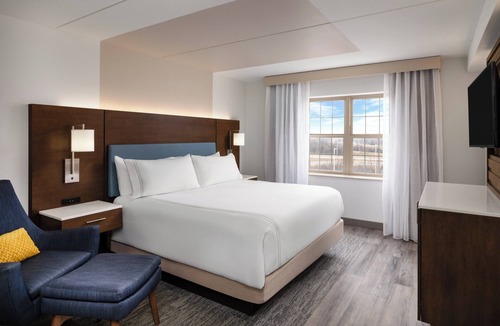 Tinley Park Hotel | EVEN Hotel Chicago Tinley Park-Conv Ctr by IHG