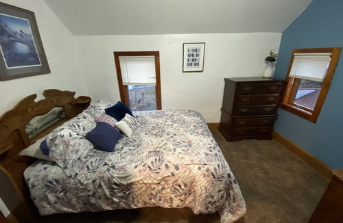 White Lake Apartment | Excellent 3 bedroom on the trails