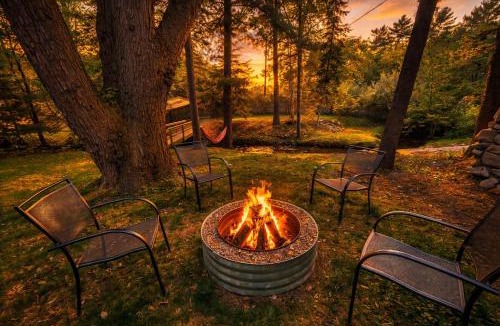 Traverse City Ski Chalet | Exclusive 2 Chalet Stay-HotTub-Fireplace-Beachside