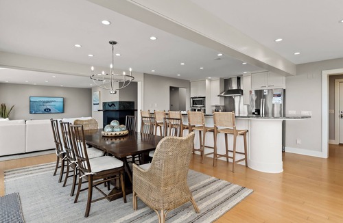 Spring Lake House | Exclusive Lakefront Luxury | Lighthouse views | Long walks on beach