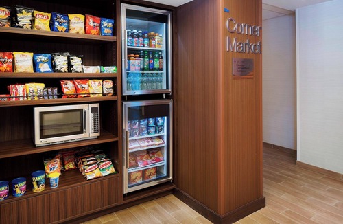 Bedford Park Hotel | Fairfield Inn and Suites by Marriott Chicago Midway Airport