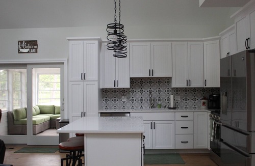 Harbert House | Family friendly home - Just a short walk to the beach!