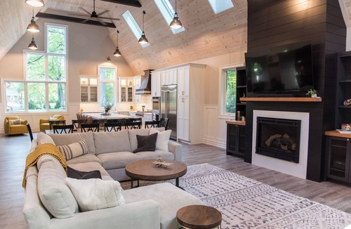 New Buffalo House | Family Friendly Oasis With Private Pool, Hot Tub, and Game Room - Close to Town