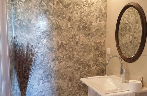 Bazouges-sur-le-Loir Bed & Breakfast | Family guesthouse near La Flèche, pets allowed