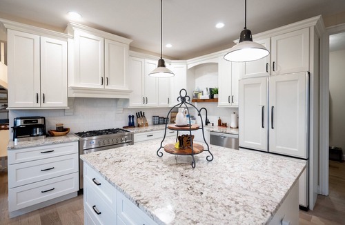 West Olive House | Family Luxury Lake Michigan Cottage w/Hot Tub