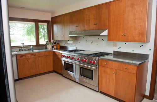 Mukwonago House | Family Retreat, private, large, great for multi-family, company retreat, wedding