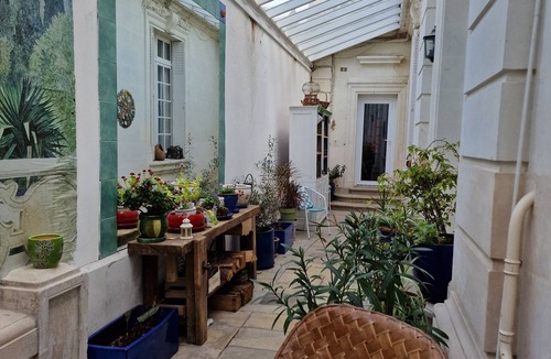Saint-Avertin House | Family suite for up to 6 people in authentic 18th-century Touraine home