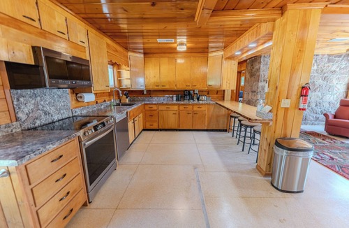Germfask House | Ferns Folly: Waterfront on South Manistique Lake-Sleeps 6-EV Charger!