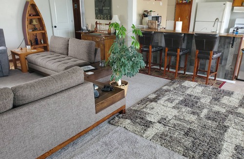 Grosse Ile House | Fishing/Hunting/Boating - Dream Location -Boats Also Available For Rent