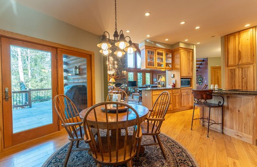 Stambaugh Cabin | Fortune Ridge: The Perfect Summer Getaway: Kayaking, Swimming & Bonfires