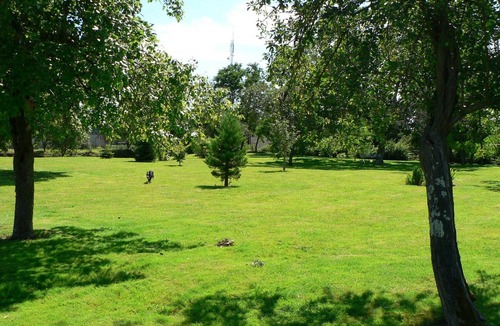 Rosnay Cottage | Charming 17th-18th Century Cottage in Berry, Private Garden, Near Brenne Park, Sleeps 6