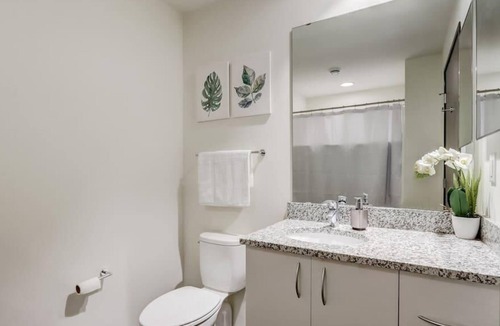 Lower East Side Apartment | Frontdesk | Convenient Studio Apt near East Town