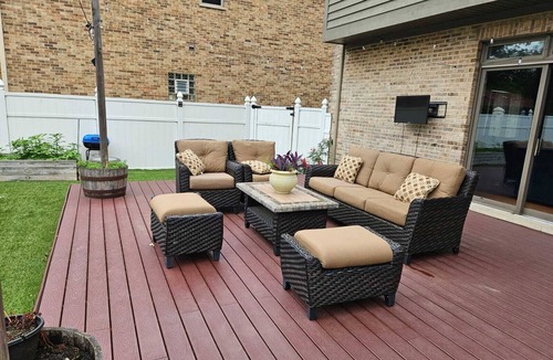 Wood Dale House | Fun 5BR 4.5BA, Pool, Hot Tub, Game Rm Near O’Hare