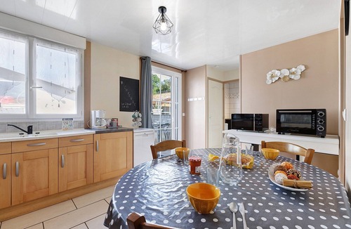 Saint-Michel-Mont-Mercure House | Gîte Du Tonnelier – 7 Minutes from Puy du Fou